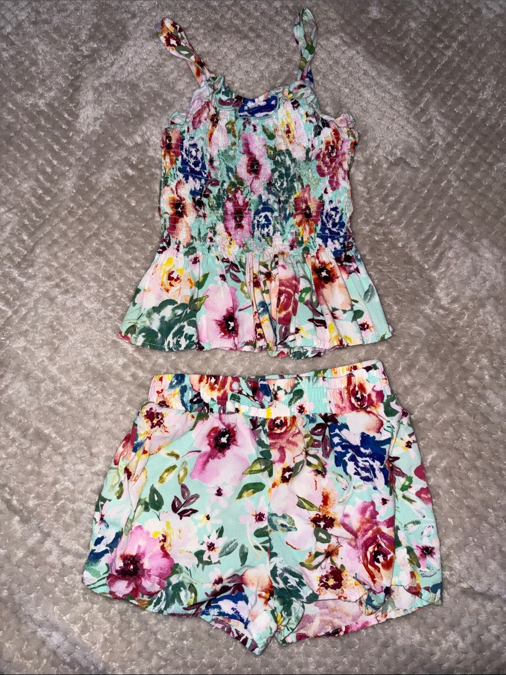 Adorable Floral Smocked Tank & Shorts Set - Mint Floral